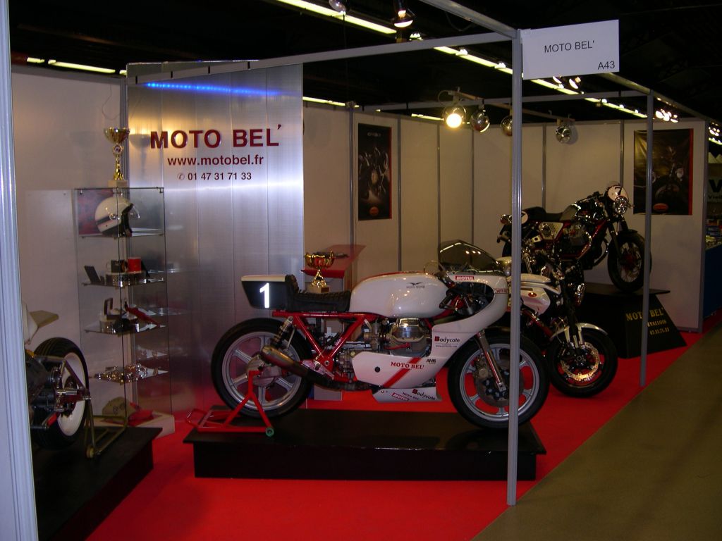 MOTO LEGENDE 1
